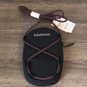 Lululemon Ripstop Paracord Crossbody
